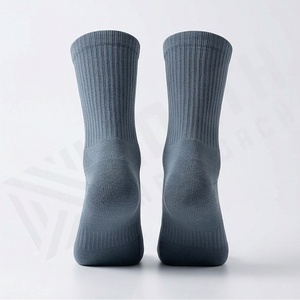 Crew <b>Socks</b> Solid Color Breathable Polyester Spandex <b>Running</b> <b>Socks</b> for Adults Summer Athletic Wear - Product Image 2
