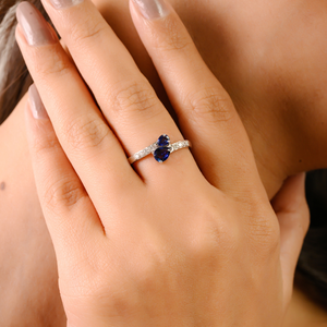 Productos de Venta Caliente: Anillo Minimalista de Zafiro Azul Fino y Diamantes, Oro Blanco Real K14, Colección Hecha a Mano, Proveedor de Joyería - Product Image 2