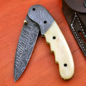 Couteau de poche en acier Damas, lame à pointe tombante, manche en ivoire, bouton de réglage du pouce, couteau pliant pour le camping en plein air - Product Image 1