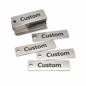 Etiquetas Rectangulares de Metal Duraderas Personalizadas con Grabado, Impresión UV, Dos Orificios, Placas en Blanco para Estampado, Regalos de Bienvenida Modernos - Product Image 1