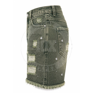 Shorts de Mezclilla con Logotipo Personalizado, Adornados con Pedrería, Estilo Desgastado, con Bolsillos, Corte Holgado, para Verano - Product Image 3