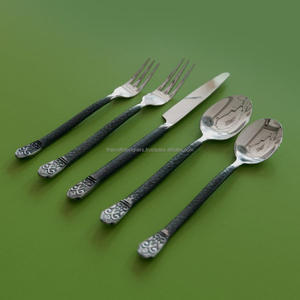 Ensemble de couverts de style rétro cuillères et couteaux polis miroir ensemble de couverts décoratifs en métal de haute qualité pour les fêtes de Noël - Product Image 6