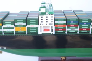 Maqueta de Barco Portacontenedores E.VER.GREEN Hecha a Mano, Modelo de Barco de Carga de Madera para Decoración del Hogar, Recuerdo, Regalo Empresarial - Product Image 4