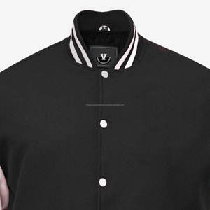 แจ็คเก็ตแขนหนังสีขาวขนแกะสีดำสไตล์คลาสสิกที่มีชื่อเสียงแจ็คเก็ตขนสัตว์และหนังแบบใหม่โลโก้ออกแบบได้ตามต้องการ - Product Image 3