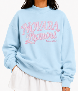 เสื้อสเวตเชิ้ตโอเวอร์ไซส์ลายดอกไม้ คอเต่า สำหรับผู้หญิง ยี่ห้อโนวาลา ลูโมริ  ตกแต่งด้วยโลโก้แบบแอพพลิเค  ผ้าฝ้ายลำลอง  ขายส่ง - Product Image 1