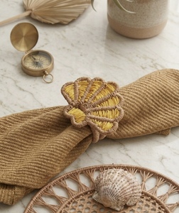 Mantelillo Amarillo Ecológico al por Mayor con Porta Servilletas de Concha, Suministro Directo de Fábrica, Decoración para Mesa de Boda - Product Image 4
