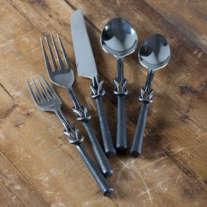 Juego de Cubiertos de Metal Estilo Industrial, Acabado Espejo, Resistente al Óxido, para Eventos de Catering - Product Image 1