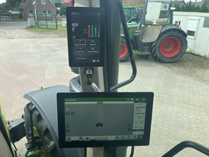 Nouveau tracteur agricole John Deere 6-M250 - Product Image 5