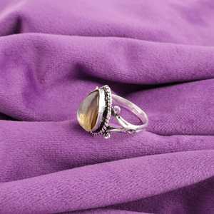 Anillo Minimalista de Plata de Ley con Labradorita Ovalada Hecha a Mano, Certificada por IGI, 1.40 Quilates, para Mujer, Elegante Regalo - Product Image 3