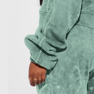 Hoodie court personnalisé pour femme avec logo, en coton, style streetwear, OEM ODM, vente en gros, fabricant, vêtements haut de gamme, hoodie court doux - Product Image 4