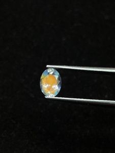 Pierre de lune arc-en-ciel naturelle facetée, magnifique, à reflets multiples, taille ovale. - Product Image 1