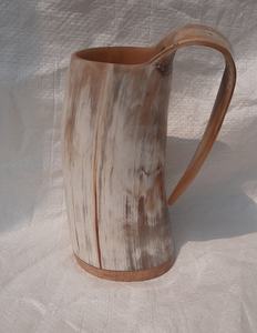 Venta al por mayor: Taza artesanal de cuerno de búfalo, artesanía Kiswah portátil para bebidas frías/calientes, regalos, decoración del hogar, con descuento. - Product Image 1