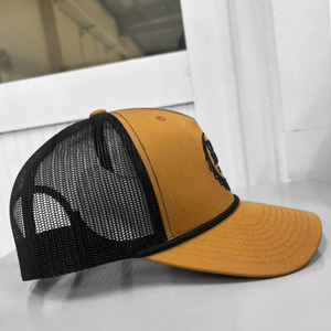 Gorra Trucker con Parche de Logotipo en Cuero, Bordado 3D Personalizado, Gorras Trucker con Logotipo en Relieve, 6 Paneles, Precurvada, Fabricada en Vietnam - Product Image 4