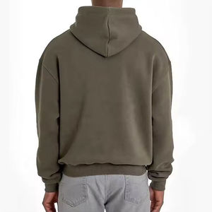 เสื้อฮู้ดดี้ผู้ชายทรงโอเวอร์ไซส์ ผ้าฝ้ายฟลีซเนื้อหนัก 500 GSM คุณภาพสูง ปักโลโก้ตามสั่ง ตัวอักษรปักอย่างดี สไตล์สตรีทแวร์ - Product Image 5
