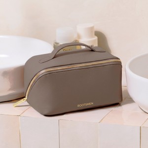 Luxury Bag PU Leather Lay Flat <b>Cosmetic</b> <b>Case</b> Gold Zip Around Wipeable Lining Custom Logo BSCI Factory - Product Image 1