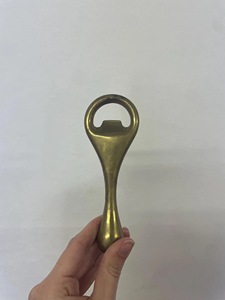 Abridor de Botellas 4 en 1 de Latón Ecológico con Acabado Antiguo, Hecho a Mano por ILAHI, Tamaño Personalizable, para Vino/Cerveza/Latas - Product Image 2