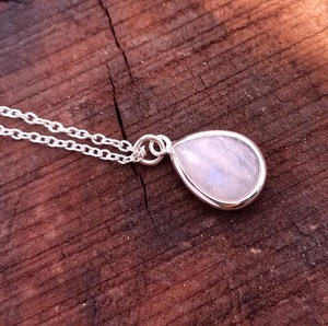 Rainbow Moonstone Pendant 925 Sterling Silver <b>Drop</b> Pendant Gemstone Necklace Jewelry For Women Gift Wholesale - Product Image 5