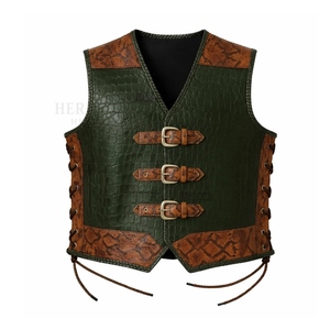 Gilet en cuir véritable gaufré crocodile personnalisé avec boucle médiévale, style vintage, à lacets, pour homme, type motard et fantaisie - Product Image 1