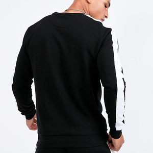 Pantalon de survêtement décontracté noir à rayures pour homme avec bandes latérales blanches, taille à cordon de serrage et bas élastiqués – Idéal pour l'automne - Product Image 4