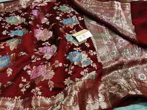 Exquisito Saree Banarasi Meenakari Hecho a Mano con Tela de Seda Chinya Pura, Diseño Floral Pastel Tradicional, Trabajo Jaal de Primera Calidad - Product Image 3