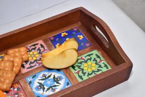 Plateau en bois artisanal, plateau de service en bois naturel pour café, thé, collations et usage décoratif - Product Image 6