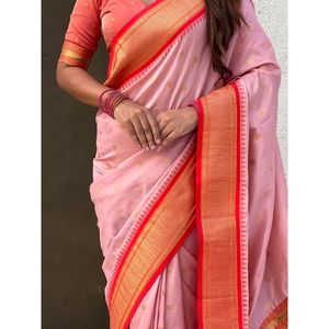 Sari en soie Paithani traditionnel Elite Weaves avec motifs tissés Zari et pallu paon Meenakari pour mariages indiens/pakistanais - Product Image 1