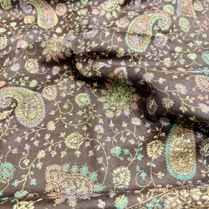 Écharpes et Étoles Traditionnelles Brodées à la Main pour Femmes en Tissu Viscose – Broderie Élégante pour Toutes les Saisons et Usage Quotidien - Product Image 5
