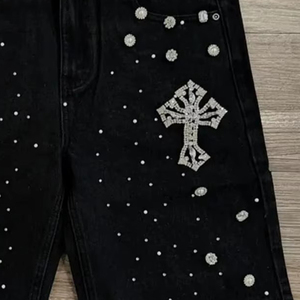 Shorts en jean déchirés taille haute noirs à strass pour hommes et femmes – Collection été – Vente en gros - Product Image 4