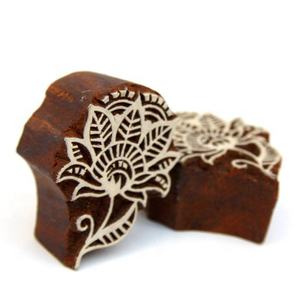 Timbre d'impression de bloc de bois de fleur de lotus pour une utilisation décorative - Product Image 2