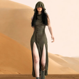 Vestido Maxi con Capucha Estilo Wasteland con Aberturas Altas Dobles, Verde Oliva, Chic Desértico, Vestido con Capucha y Recortes - Product Image 2