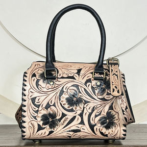 ชุดกระเป๋าเดินทางหนังแท้ 3 ชิ้น Super September Tooled Leather พรีเมียม หนังวัวแท้ สำหรับเดินทางค้างคืนและวันหยุดสุดสัปดาห์  แบบ Unisex Speedy Bag Sets - Product Image 5