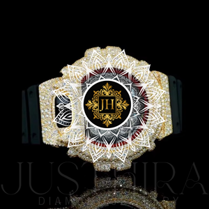 Montre élégante de qualité supérieure en moissanite VVS pour femmes, bracelet luxueux orné de pierres brillantes, disponible à la vente - Product Image 3