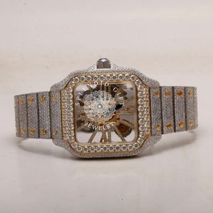 Montre de luxe pour homme en argent avec boîtier carré en moissanite, mouvement à quartz analogique ETA, cristal saphir, fermoir papillon, 39 mm, 10 m - Product Image 1