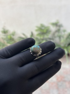 Bague de mariage moderne en argent sterling 925 faite à la main avec pierre précieuse chrysocolle taille ronde pour fêtes, prix d'usine en gros - Product Image 4