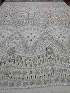 Proveedor de Telas de Malla Bordadas con Piedras Plateadas de Alta Calidad para Vestidos de Novia al por Mayor - Product Image 2