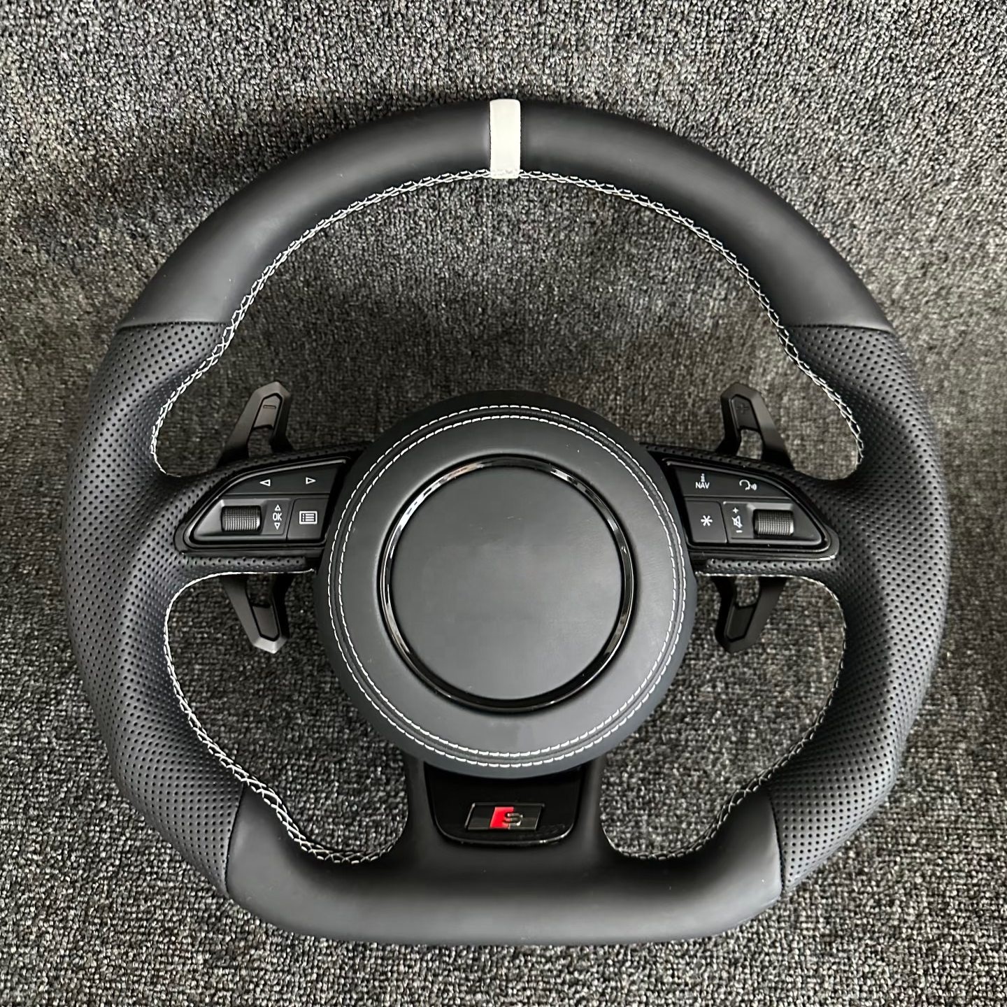 White Stripe+Leather