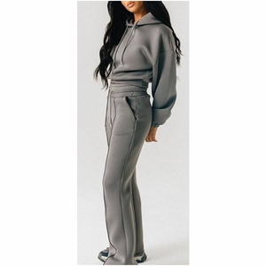 Conjunto Deportivo con Capucha para Mujer, Color Sólido, Corte Holgado, Sudadera de Manga Larga y Pantalones Acampanados con Cordón, Conjunto de Dos Piezas - Product Image 3