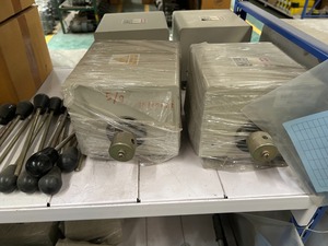 Nuevo Controlador Maestro CMK MC-4/6 con Rodamientos de Cero Fricción para Uso en Plantas de Manufactura - Product Image 5