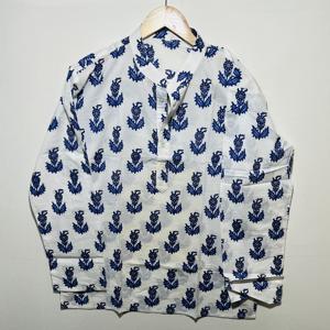 Kurta Elegante de Manga Larga en Azul Oscuro, 100% Algodón, para Hombre |   Kurta Tradicional Refinada con Estampado Floral Hecho a Mano - Product Image 1