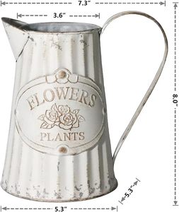 Arrosoir en métal de style vintage avec motif floral élégant pour la décoration de la maison et du jardin - Product Image 6