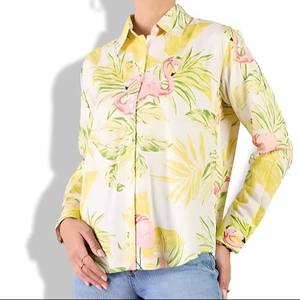 Camisa con botones y estampado tropical para mujer – Camisa de algodón ligera de manga larga para uso informal, en resorts y en vacaciones - Product Image 1