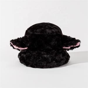 Gorro de Pescador con Orejas de Oveja de Piel Sintética para Mujeres y Niñas, Cálido y Casual para el Invierno, Uso Diario en Bicicleta, Diseño de Dibujos Animados para Exteriores - Product Image 3