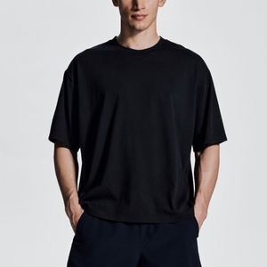 T-shirts vierges en coton de haute qualité pour hommes, col rond, taille américaine, personnalisables avec logo OEM, vente en gros, impression sur mesure - Product Image 4