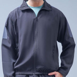 Ensemble de survêtement coupe-vent résistant à l'eau pour homme, tenue de sport athlétique pour la gym et le jogging, tendance 2026 - Product Image 1