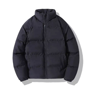 Veste matelassée noire pour homme, veste matelassée urbaine pour homme, veste matelassée rembourrée de duvet pour homme pour les marques de streetwear personnalisées - Product Image 6