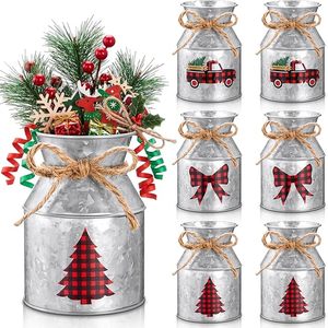 Centro de Mesa Navideño Vibrante Personalizable con Bayas Rojas, Hojas Verdes y Decoraciones Festivas - Product Image 6