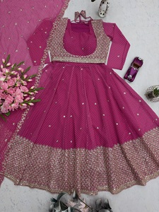 Robe indienne prête à l'exportation avec ensemble Koti et Dupatta pour femmes, idéale pour les fêtes, nouvelle collection à prix avantageux, livraison directe - Product Image 5