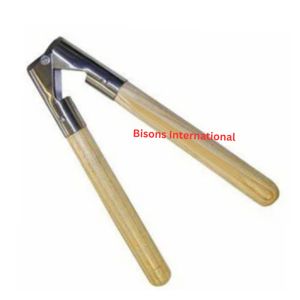 เครื่องมือผ่าตัดสัตว์ปศุสัตว์แบบสแตนเลสสตีลยี่ห้อ BISONS Wholesale Barnes Style พร้อมด้ามไม้ - Product Image 1
