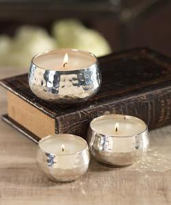 Portavelas Metálico para Decoración Festiva, Realza las Celebraciones con Luz Cálida y un Elegante Diseño Metálico - Product Image 1