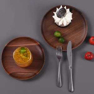 Plateau de service en bois écologique moderne Lavie Creations, design rond poli pour les fêtes - Product Image 2